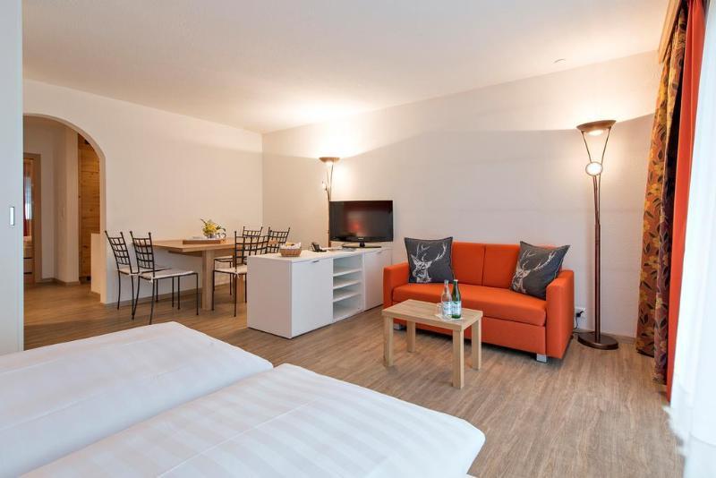 Hotel Loeffler St. Moritz Bagian luar foto