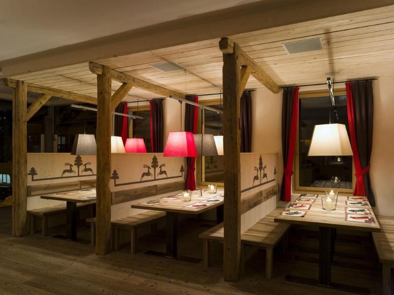 Hotel Loeffler St. Moritz Bagian luar foto