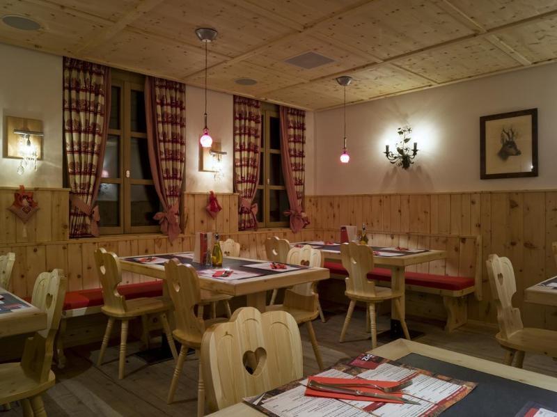 Hotel Loeffler St. Moritz Bagian luar foto